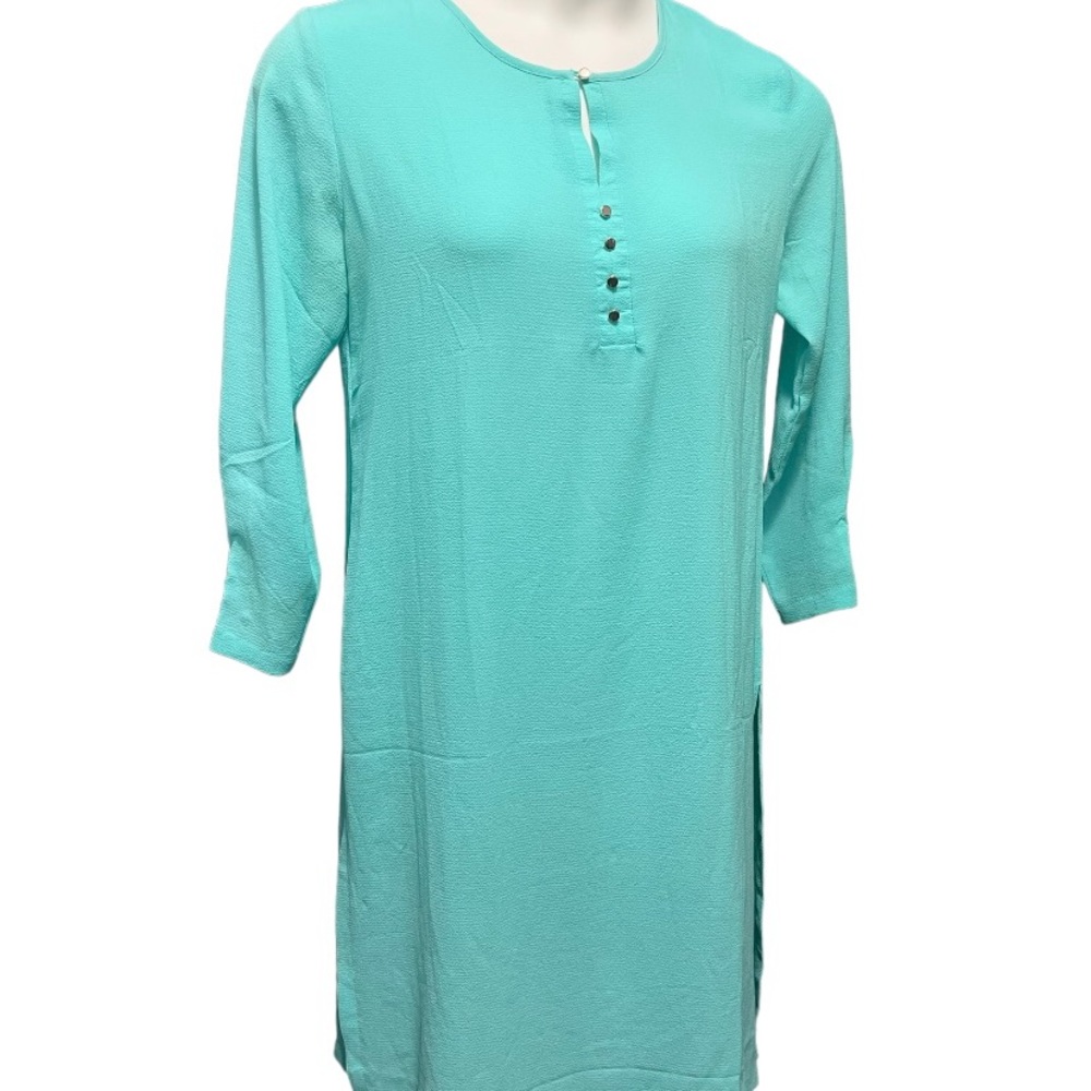 Aqua blue top